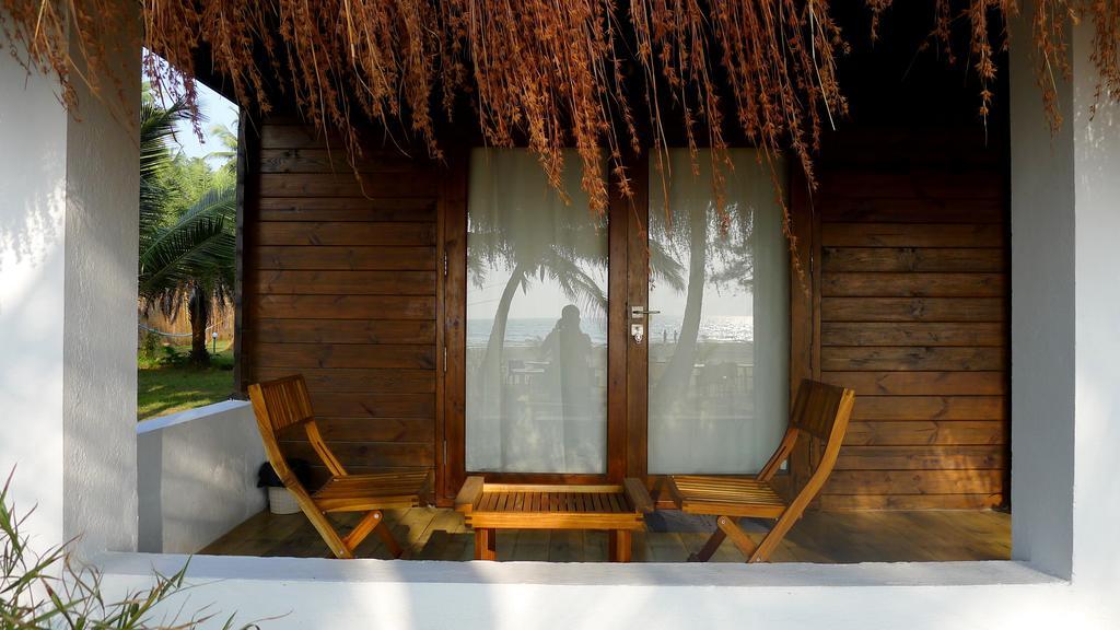 Mamagoa Resort Morjim Buitenkant foto